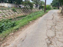 Menantang Jalan Berurat Alternatif Menuju Masjid Al Jabbar