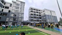 Gedung SDN-SMPN di Jaktim Berubah Drastis, Kini Bertingkat dan Pakai Lift