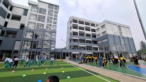 Gedung SDN-SMPN di Jaktim Berubah Drastis, Kini Bertingkat dan Pakai Lift