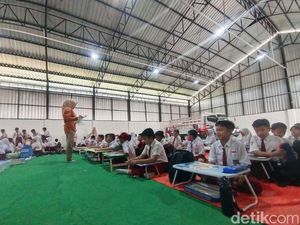 Ratusan Siswa SDN 2 Ploso Nganjuk Belajar di Gudang KDKMP
