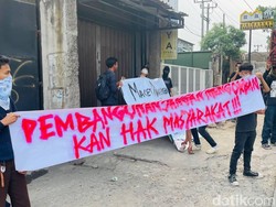 Proyek Jembatan Munjul 2 Dikeluhkan, Warga: Kami Terjebak 2 Jam