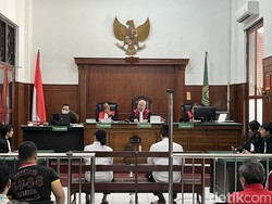 2 Terdakwa Investasi Buah Bodong di Surabaya Dituntut 12 Tahun Bui