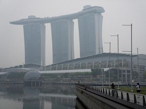 Video: Udara Singapura Hari Ini Masih Gak Sehat Gara-gara Karhutla RI