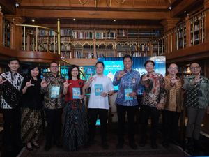 BCA Digital Luncurkan Buku Dear Money, We Need to Talk, Raih Rekor MURI