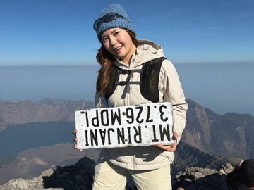 Erika Richardo Memanjat Gunung Rinjani: Petualangan Selebgram Menjadi Inspirasi