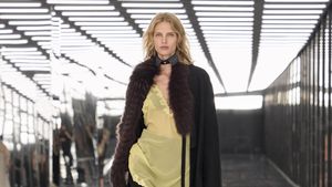 Foto: Fendi Spring/Summer 2027, Padukan Lingerie dan Gaya Punk