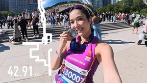 Finish Strong! Gisel Full Marathon 4 jam 46 menit di Chicago