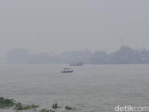 Kualitas Udara di Palembang Berbahaya, Warga Diminta Pakai Masker