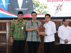 Berantas TBC, Wamendagri Tegaskan Peran Vital Kepala Daerah hingga Kades