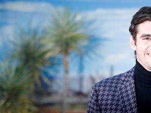 Video: Aktor RJ Mitte Pemeran Serial Breaking Bad Meninggal Dunia