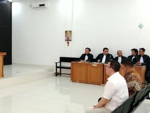 Sidang Perdana Wakil Bupati PALI, Jaksa Ungkap Percakapan WA dan Uang Umrah