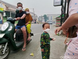 Udara Palembang Masih Level Berbahaya Pagi Ini, Warga Keluhkan Asap