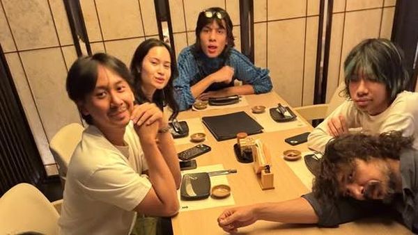 Abimana Aryasatya Kumpul Bareng 5 Anak, Inong Ayu: Segala Umur Ada
