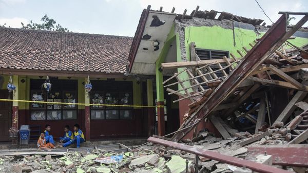 Bangunan SDN 3 Batulawang Banjar Ambruk, Diduga akibat Tanah Labil