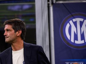 Inter Kalah Beruntun di Liga Champions, Chivu: Mengkhawatirkan