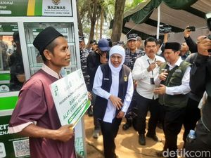 Khofifah Pilih Pantai Slopeng Sumenep untuk Puncak Hari Jadi Jatim ke-81