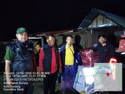 Kemensos Kirim Bantuan Logistik bagi Ratusan Warga Terdampak Banjir Padang