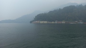 Kawasan Danau Toba Diselimuti Asap Karhutla, Jarak Pandang Maksimal 3 Km