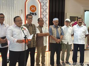 PKS Terima Denny Indrayana cs, Didorong Jadi Inisiator Pemakzulan Gibran