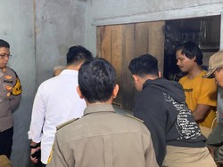 Polisi Gerebek Lapak Rongsokan di Ciomas Bogor, 580 Butir Obat Keras Disita