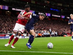 Digantikan Verdonk, Bek Lille Ini Ngaku Kewalahan Lawan Arsenal