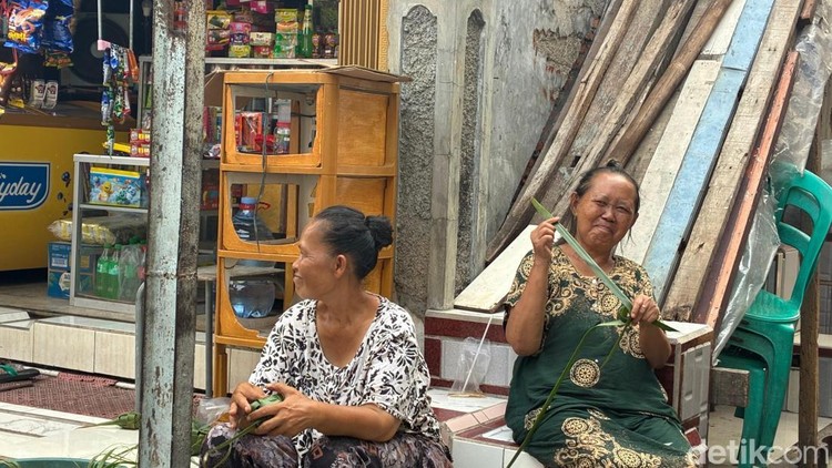 Sorry Ye! Di RT Ini, ke Warung-Beli Ketoprak Nanti Tinggal Pakai Aplikasi