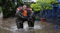 Santiago Dilanda Badai Dahsyat, Hujan Es Picu Banjir