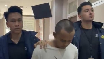 Tampang DC Pinjol Ancam Wanita Gresik Pakai Foto Porno Editan