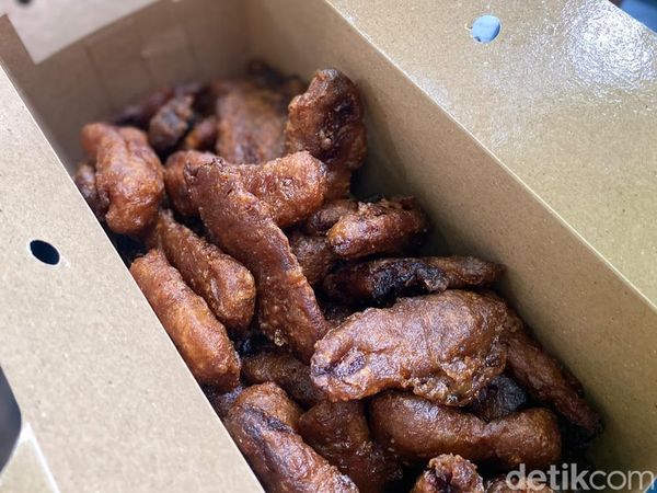 Pisang Goreng Rp 90 Ribu Ini Jadi Andalan Kafe Cibubur, Seperti Apa Rasanya?