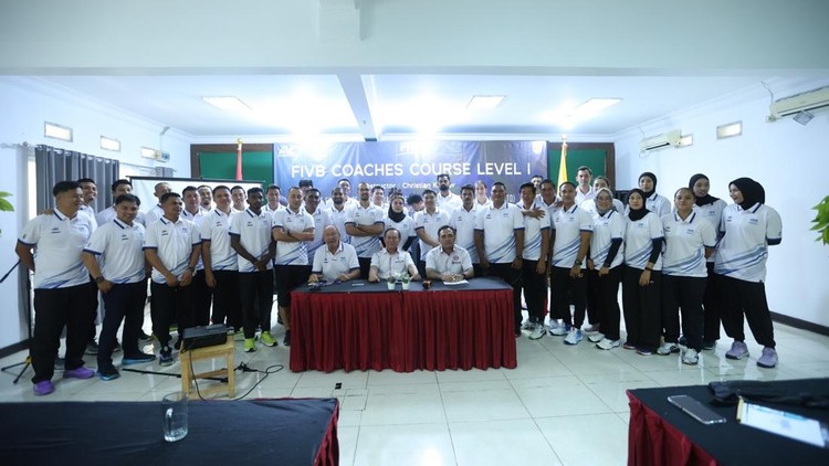 Pevoli Nasional Yolla Yuliana Ikuti Kursus Pelatih Level I dan II