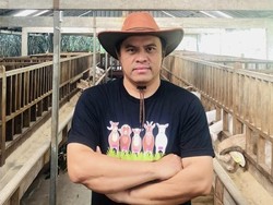 Anang Ismail Perkuat Ekonomi Masyarakat Lewat Peternakan Kambing Perah