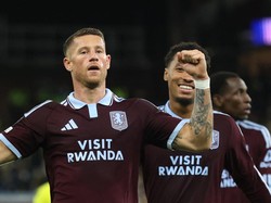 Musim masih panjang, akankah Villa kembali ke papan atas EPL dan bisa terus konsistensi di UCL? (Action Images via Reuters/Andrew Boyers)