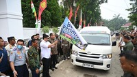 Permudah Akses Pelajar ke Sekolah, Gubsu Bobby Launching 33 Bus Gratis di Sumut