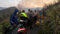 Korban Karhutla Bromo Meninggal-Luka Dievakuasi ke RSUD Tongas