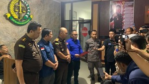 Eks Sekda Sultra Jadi Tersangka Korupsi Anggaran Makan dan Minum