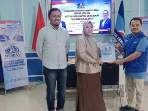Walkot Makassar Appi Ambil Formulir Calon Ketua Demokrat Sulsel