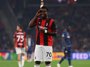 Alphadjo Cisse: Bikin Hat-trick Sempurna, lalu Catat Rekor