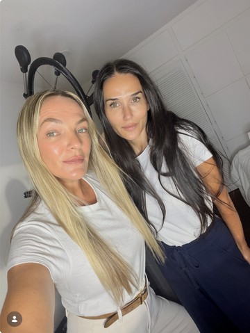 Pesona Alami Demi Moore di Usia Senja yang Mengundang Kagum Publik