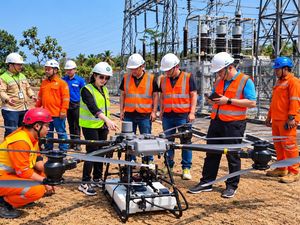 Drone Ini Dipakai Buat Perawatan Jaringan Listrik: Lebih Aman