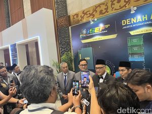 Revisi UU Keuangan Haji Dibahas DPR, Menhaj Minta Optimalkan Pengelolaan Dana