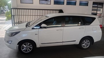 Peluang Meminang Innova Reborn Bekas Dinas Berbanderol Mulai Rp140 Jutaan