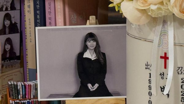 Mengenang Setahun Kepergian Novelis Korea Baek Se-hee