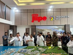 Kunjungi JIIPE, Menperin Sarmuji Minta Warga Lokal Lebih Dilibatkan