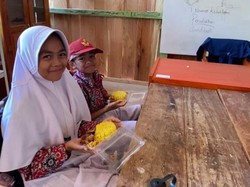 Guru SD di Pelosok Sulteng Buat MBG Mandiri Rp 5 Ribu Per Murid