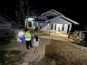 2 Pria Kendal Duel Motif Asmara di Dalam Rumah Wanita, 1 Tewas