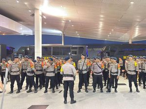 Perkuat Penanganan Karhutla di Sumsel, Polri Kirim 200 Personel Brimob Tambahan