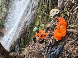 Detik-detik Wanita Tewas Tergelincir di Air Terjun Robo Harau Sumbar