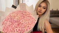 Sweet! Shakira Jasmine Ultah Dapat Kado Perhiasan Cartier dari Calvin Manik
