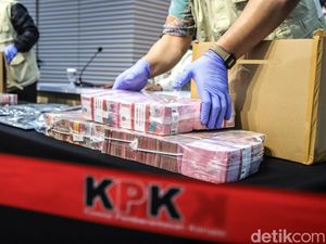 Adik Eks Kepala BNPB Diduga Pakai Dana Bencana untuk Beli Saham Rp 30,98 M