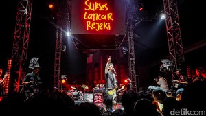 Energi Punk Sejak Dini Guncang Synchronize Festival 2026